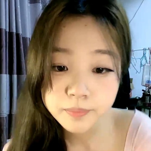 粉嫩嫩少女@尺度福利秀 第二弹[24V21.2G]